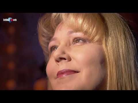 CLARA MARINESCU  - COLINDĂ CU NOI