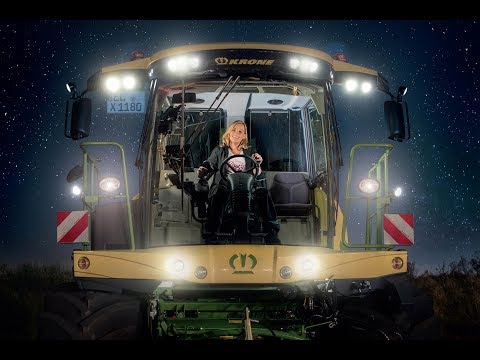 KRONE Kalender Oktober 2019 – Tanja Große Kintrup