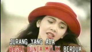 Download lagu Badai Asmara Poppy Mercury mp3
