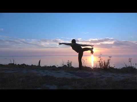„Rise like the sun - Yoga zum Sonnenaufgang“