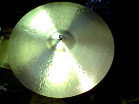 22 Kontroversial Ride, 2268g - Handcrafted cymbals by Craig Lauritsen.MOV