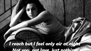 Evanescence -  Farther Away (lyrics)