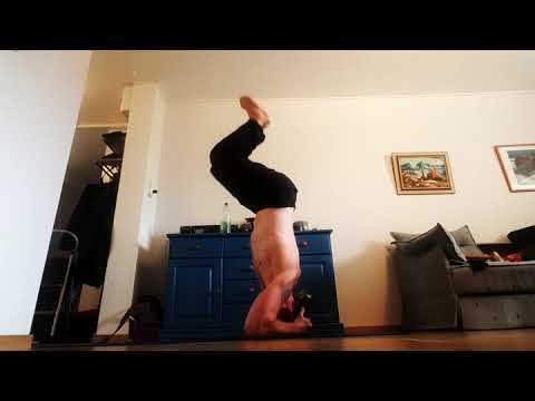 LOTUS HEADSTAND 😎🙂🤩💪🏽