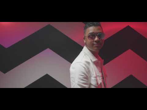 Chris Flow - No Siento Na (Official Video)