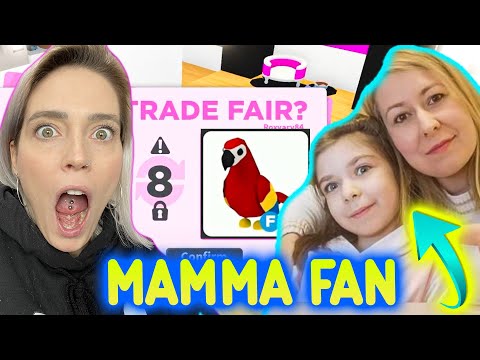 Gioco con una MAMMA FAN e mi da il PAPPAGALLO!! Gameplay con i FAN!