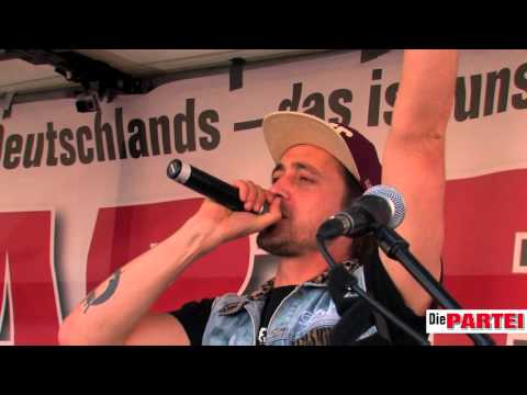 Das Lied der PARTEI (SLIME, ANTILOPEN GANG, BELA B) am Tag der Zweiheit 2015 in Frankfurt