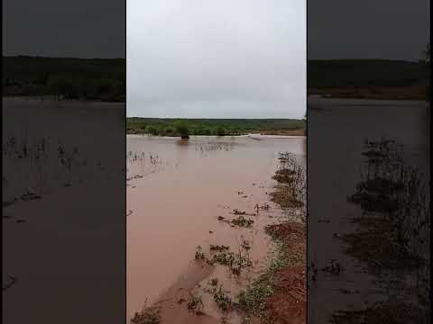 Muita chuva￼ mulungu do Morro Bahia