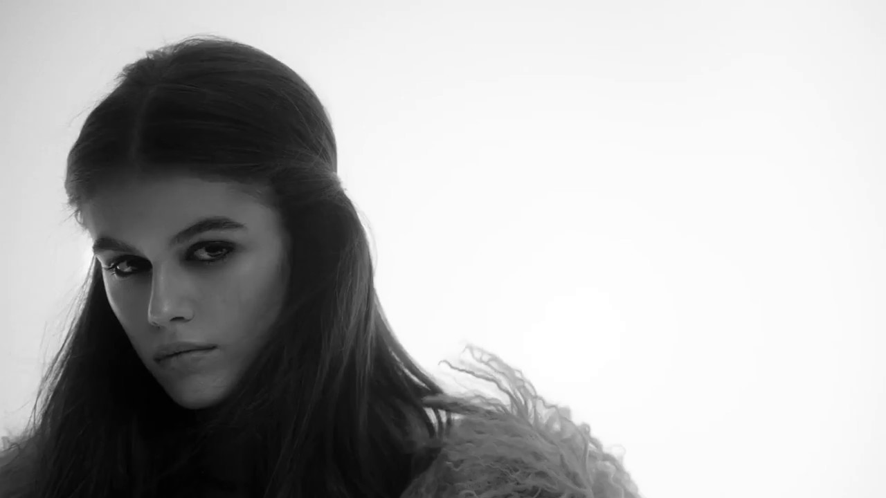 Kaia Gerber v kampani Saint Laurent 2018
