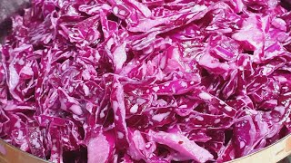 סלט כרוב סגול במיונז כמו בסופרים Cabbage salad of restaurants מטבח בקלי קלות ליהי קרויץ (ליהי קרויץ - מטבח בקלי קלות) - התמונה מוצגת ישירות מתוך אתר האינטרנט יוטיוב. זכויות היוצרים בתמונה שייכות ליוצרה. קישור קרדיט למקור התוכן נמצא בתוך דף הסרטון