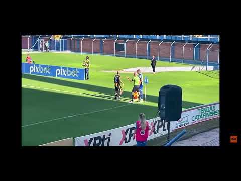 Gustavo pegando pênalti! - Avaí 2 x 2 Criciúma