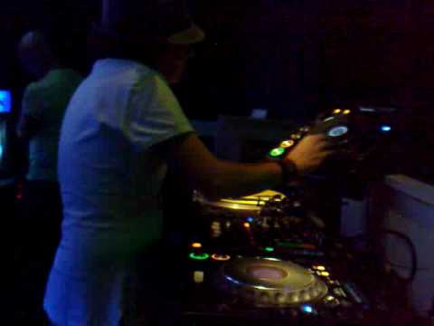 Daniel Bovie & Roy Rox @ H2o Pecq Belgium