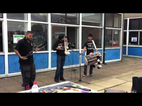 SMASHING DHOL & SARANGI BY DEA BANDBAJA UKS FINEST!