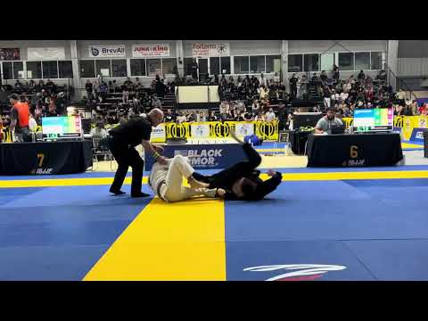 IBJJF Dallas Open -- Master 1 Brown Belt -- Middle -- Win via Toehold