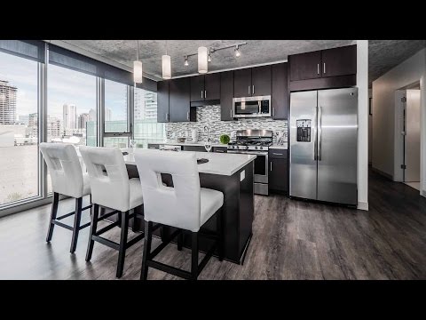 Apartment video walk-through – a 2-bedroom, 2-bath at the new Gateway West Loop Apartment video walk-through – a 2-bedroom, 2-bath at the new Gateway West Loop