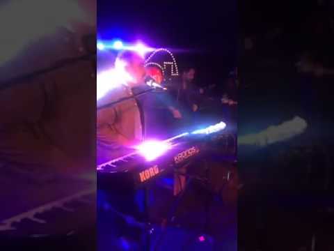 Ümit Besen   Ve Bora Duran da sahnede