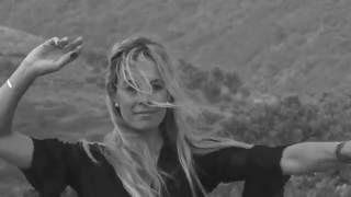 Les souliers rouges - Vivre ou ne pas vivre - Marc Lavoine, Arthur H, Coeur de pirate