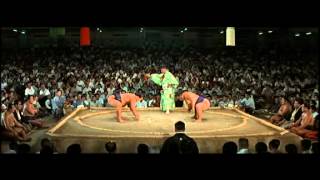 Extrait au Kokugikan de &quot;On Ne Vit Que  Deux Fois&quot;