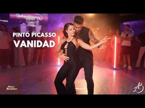 VANIDAD - Pinto Picasso / ANTONI Y BELEN / en sala Madison Valencia