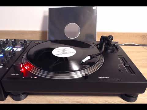 The Underdog Project vs. Sunclub* – Summer Jam 2003 DJ Hardwell Bubbling Mix