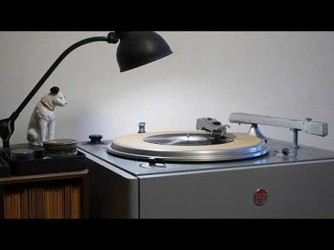 I Never Knew / The Chocolate Dandies