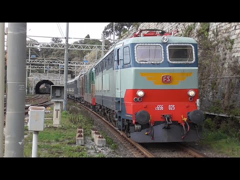 Stazione di Genova Quarto dei Mille: treni in transito, arrivo e partenza!