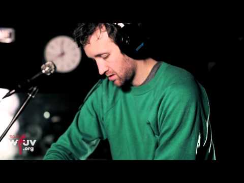 Sylvan Esso - H.S.K.T. (Live at WFUV)
Sylvan Esso - H.S.K.T. (Live at WFUV)