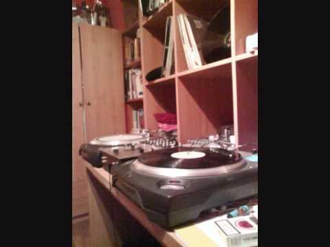 Cecuene - La ruleta rusa (prod. Dj Ghostfader)