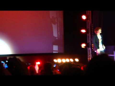 3.11.11 SHINee in London - Minho's Solo (Rockeeter)