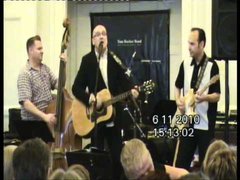 ELVISFESTIVALEN I VÄSTERÅS 2010:Kent Wennman Rockabilly Trio - When it rains it really pours.VOB