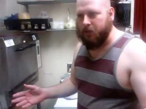 Cooking With Lu Bu: Graves' Street Justice Southern Style Gravy Chicken Sandwich