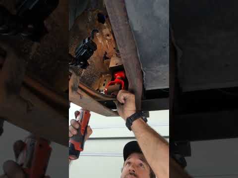XJ Leaf Spring Shackles