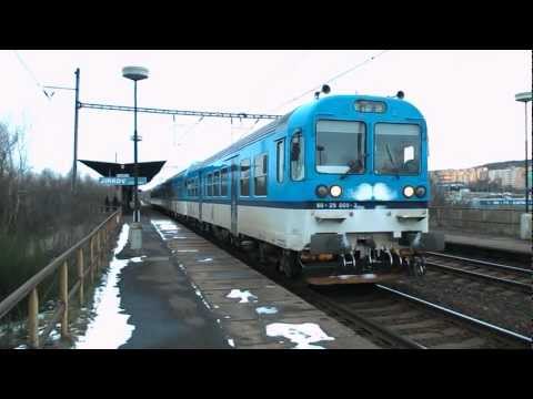 Odjezd vlaku R 1194 (ČD 843.030 + 843.012) - Jirkov zastávka, 8. 2. 2013