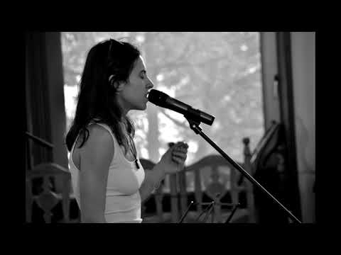 Desi Petrova - "Fragile"