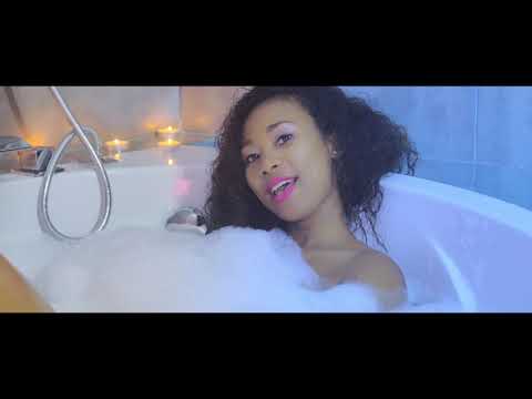 Rijade - Zaho sambatra ( Clip officiel)