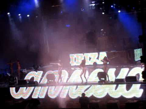 Sneaky Sound System, Brian Cross feat. Soraya - OLMECA GOLD FEVER -- 7.03.2011, Москва