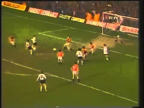 Manchester United 2-2 Dundee United 1984 UEFA CUP
