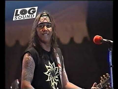 Boomerang - Pelangi ( official live music video )