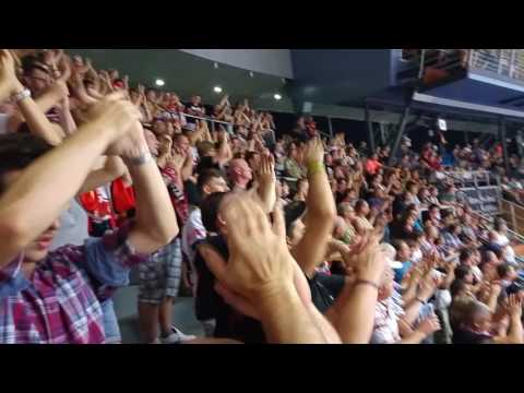 Fandí celý zimák - tleskačka Hradec