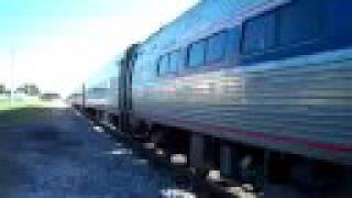 preview picture of video 'Amtrak arriving into Centralia IL'
