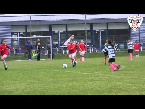 Jong Ambon ME1 doet niet onder voor kampioen