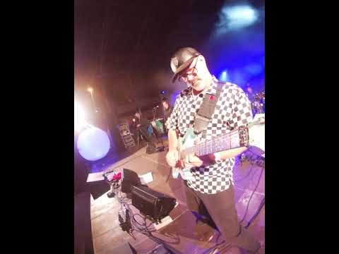 SOLO CRAZY en LNB Plaza del Cristo de La Laguna