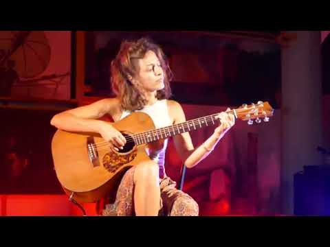 Susanna Roncallo - La barchetta di carta, il fiume (di Fabio Veneziani) - Album: Tracciato, 2020