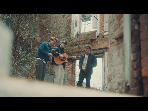 Tors - Does He Make You Happy (Live at Poltimore House)