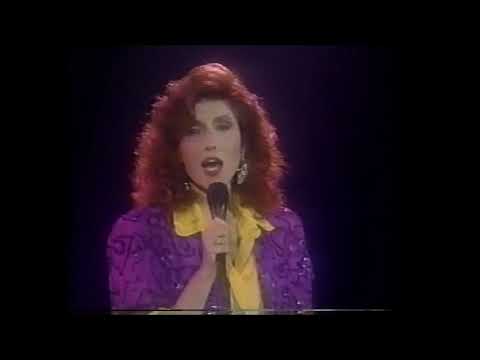 Melissa Manchester "The Music That Makes Me Dance"
