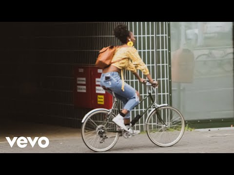 Caxxianne - Black Rose