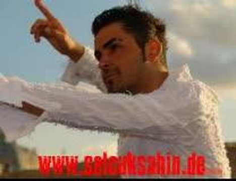 selçuk sahin özlem ay