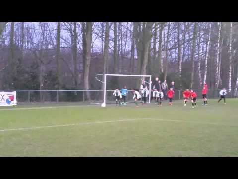 Overmaas F1 tegen Smitshoek F2 op 17-03-2015