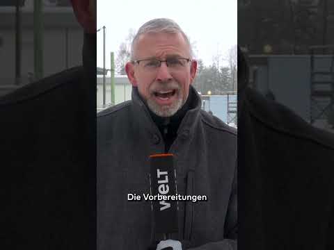 Video Thumbnail: Blizzard-Gefahr durch Sturmtief Elli: Behörden warnen vor lebensgefährlichen Straßen #shorts