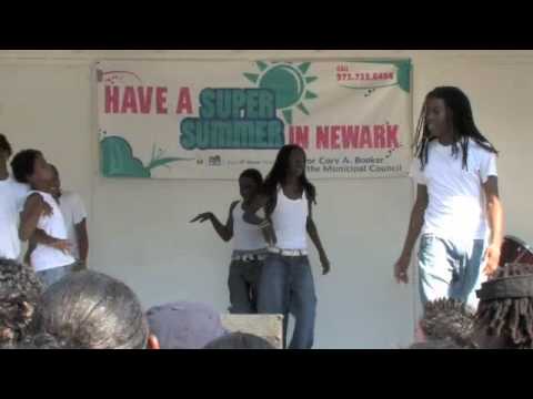 "DA JR EMPERORZ" Rock The 2008 Bergen Street Festival  by Newexpansion Media