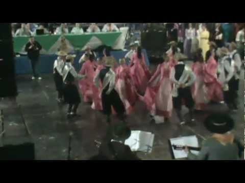 Invernada Juvenil CTG Chaleira Preta Classificatória JuvENART 2012 ( danças Tradicionais e Saida )